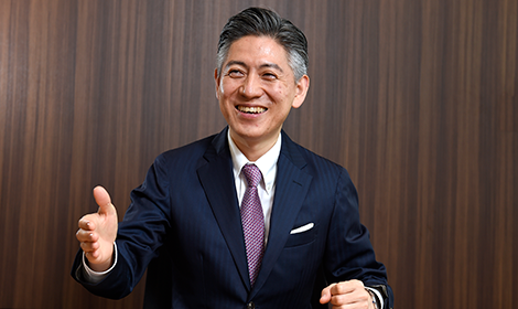 代表 岡村 憲一郎